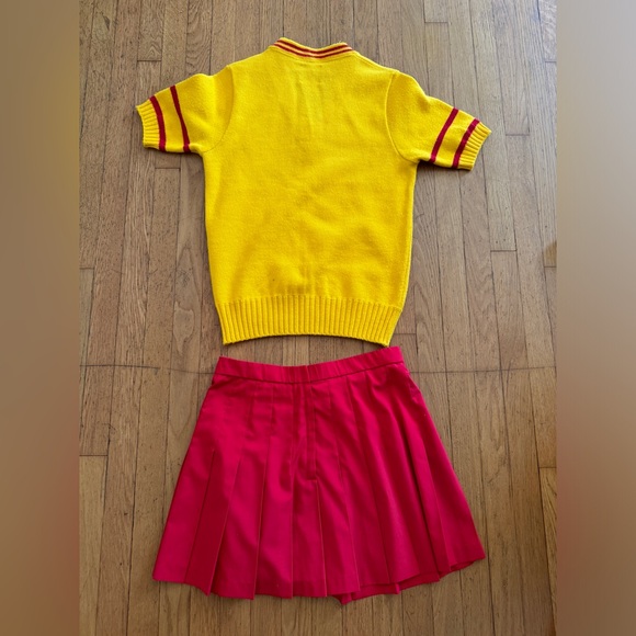 Vintage Cheerleading Uniform - Picture 8 of 8